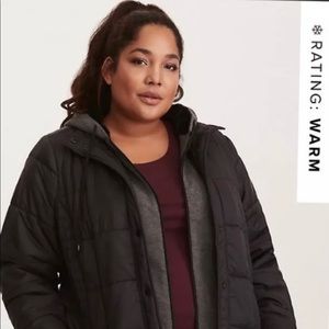 Torrid Size 0 Black Puffer Heavy Coat